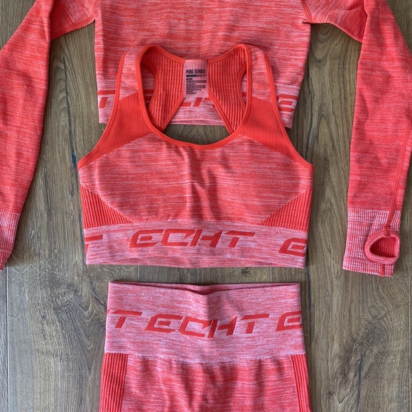 Echt 3 piece workout set - Picture 2 of 14